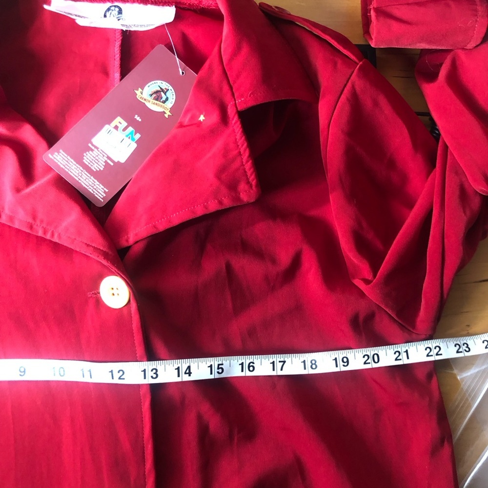 Carmen Sandiego Costume Red Trench Coat Size 1X Education Halloween Geography - Picture 5 of 8